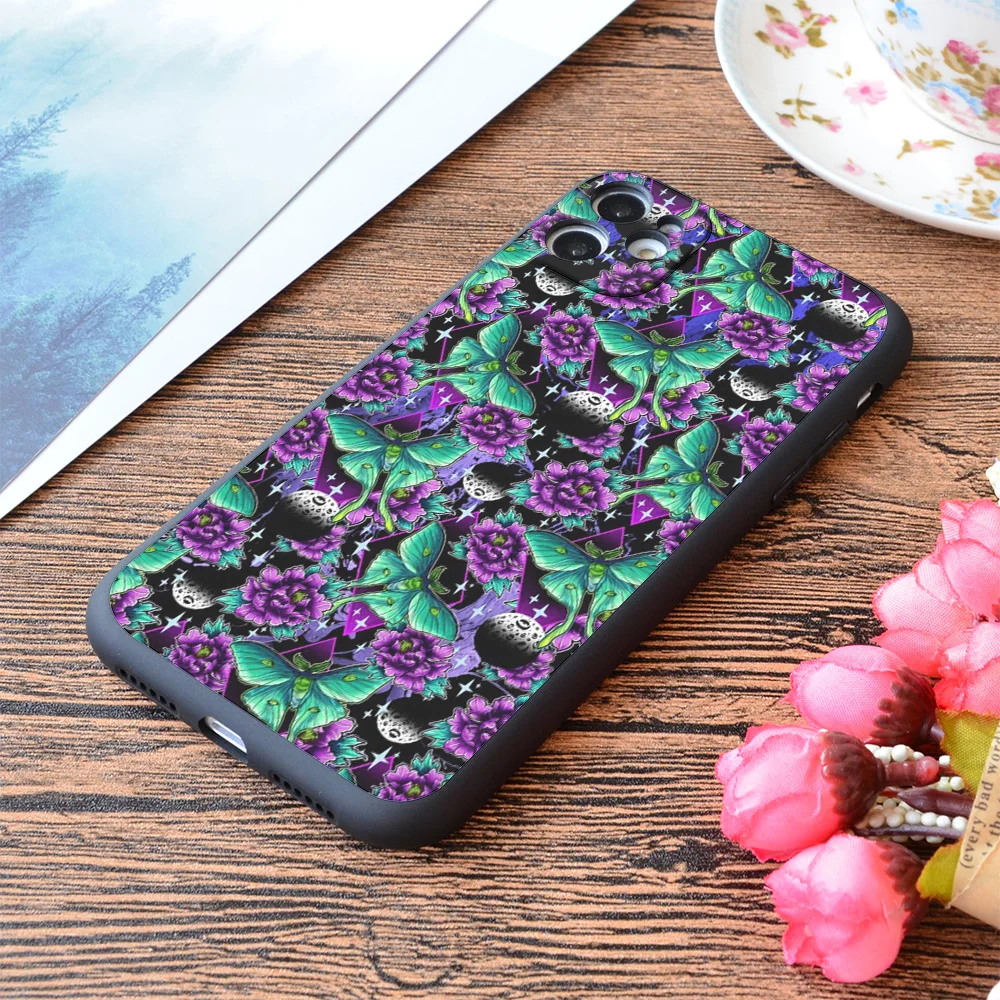 

For iPhone Luna Moth Pattern Print Soft Matt Apple iPhone Case