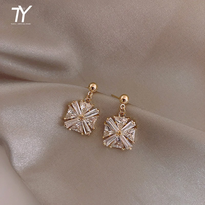 Luxury crystal zircon square small earring hipsters versatile earrings party focal delicate female | Украшения и аксессуары