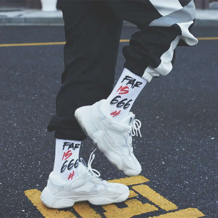 666 European And American Streets Fashion Socks Men And Women Thigh High Socks Harajuku Sports Long Socks Popular Brand Lettered