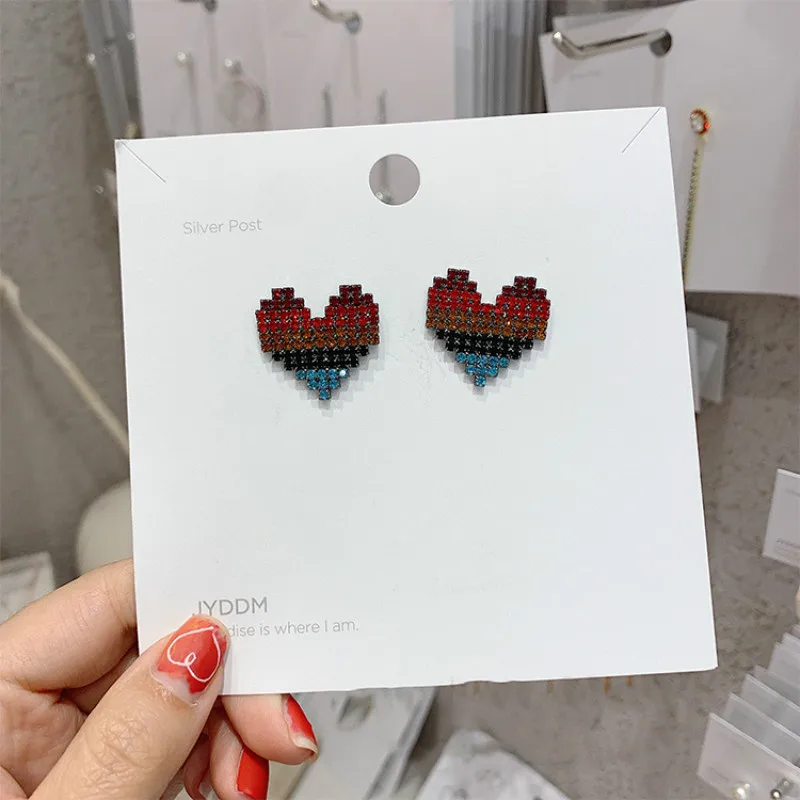 Новое поступление металл, сердечки женские классические серьги-гвоздики радужные цветные любящие серьги Персиковое сердце корейские женские ювелирные изделия