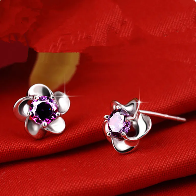 

Silver Plum blossoms Earrings Ms High-grade Cute Plum Flower Inlaid Crystal the New Accessories Jewelry