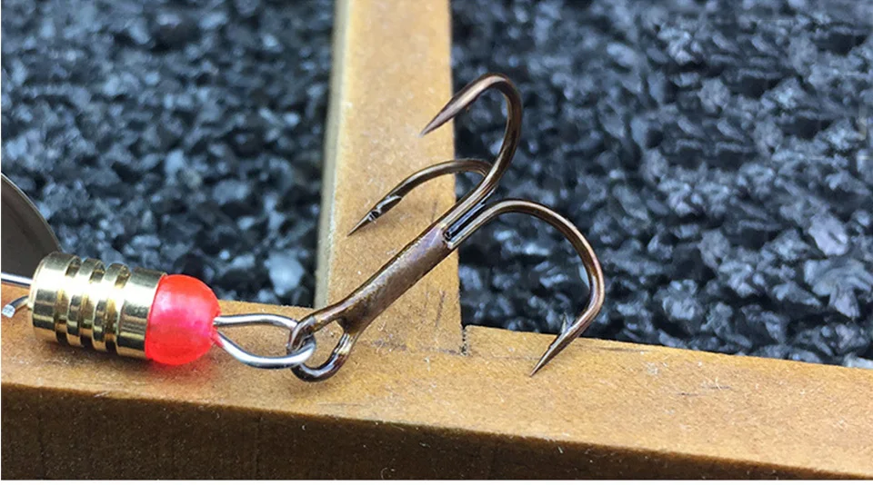 K8356-3PcsLot-6cm-Fishing-Lures-Spinner-Spoon-Rotating-Lures-Metal-Sequins-Treble-Hooks-Artificial-Bait-Fishing-Tackle_08
