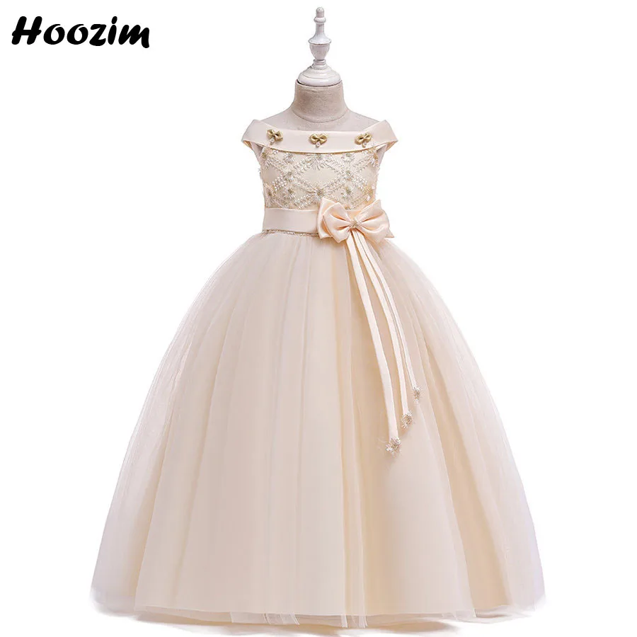 Роскошные свадебные туфли с отделкой жемчугом и прозрачными стразами