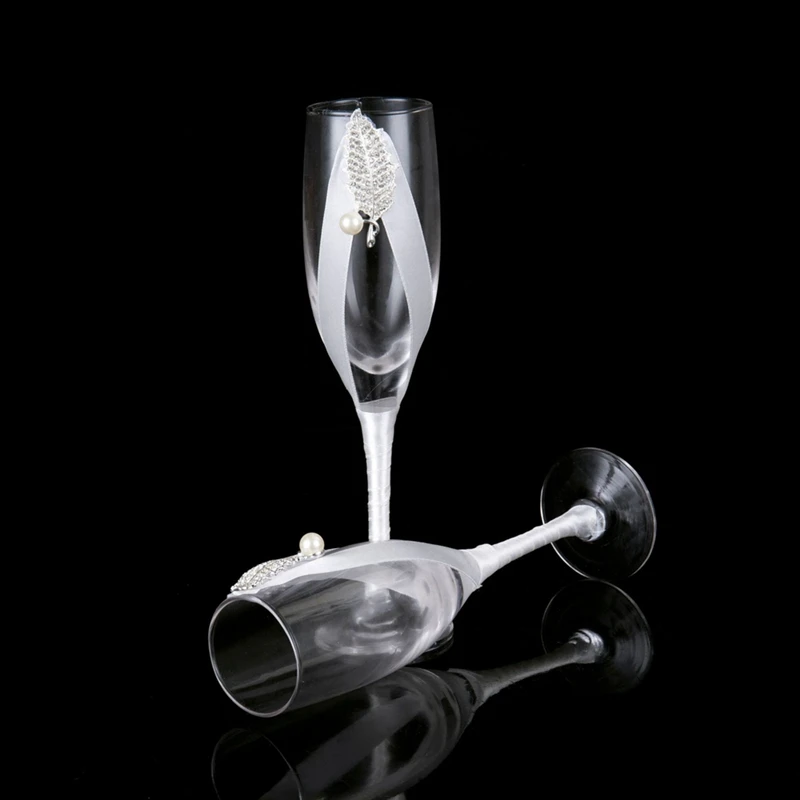 Best 2Pc/Set Creative Gift Bridal and Groom Champagne Flutes Wedding Glasses Set Cup Toasting Goblet for Weddings Party