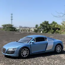 

1:32 Audi R8 Alloy Car Model Is 14cm Long