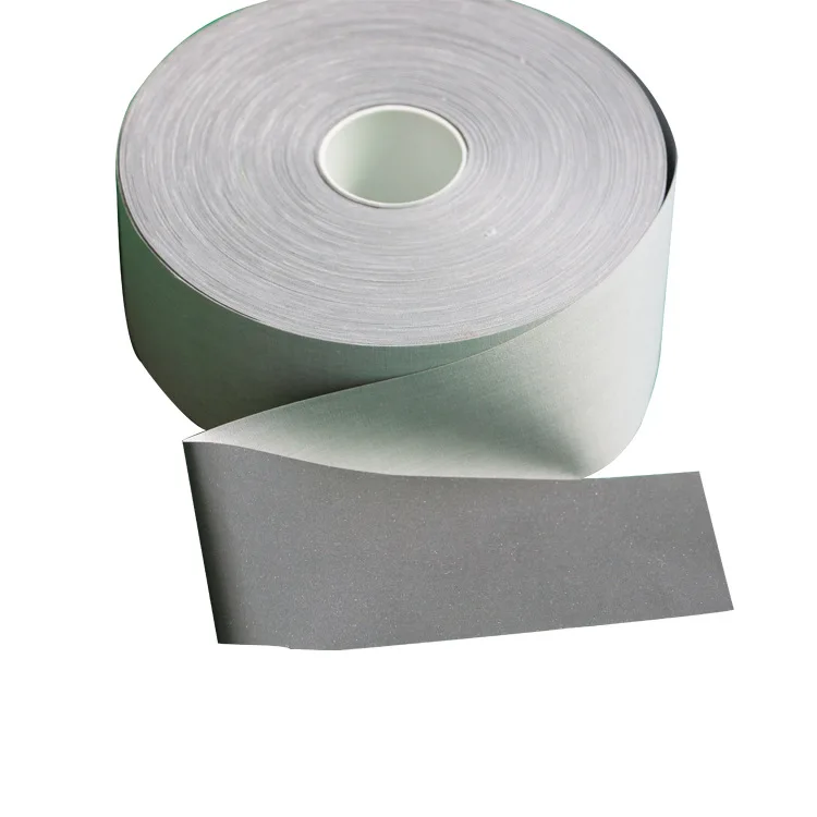 

Manufacturers Direct Selling Reflective Chemical Fiber Cloth Highlight General Light Reflective Fabric Clothing for Reflective F