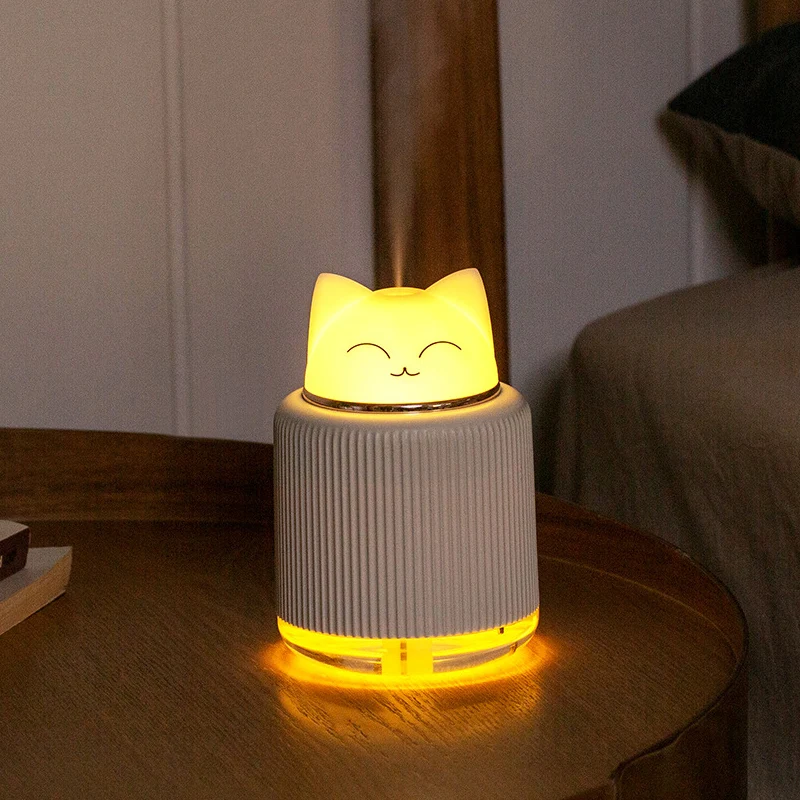 Billige Mini Luft Diffusor Geschnitten Pet Luftbefeuchter Tragbare Aroma Diffusor Neue 300ML Auto Lufterfrischer Fogger Mit Warme Nacht Licht für Büro