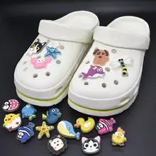 Sabots de chaussures lumineux fluorescents, breloques chat poussin, chaussures de jardin scintillantes, accessoires de décoration, cadeau pour enfants