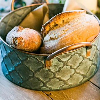 

Iron Art Retro Round Binaural Storage Tray Container Fruit Bread Basket Bread Vintage Tray Photography Props Home Decoration