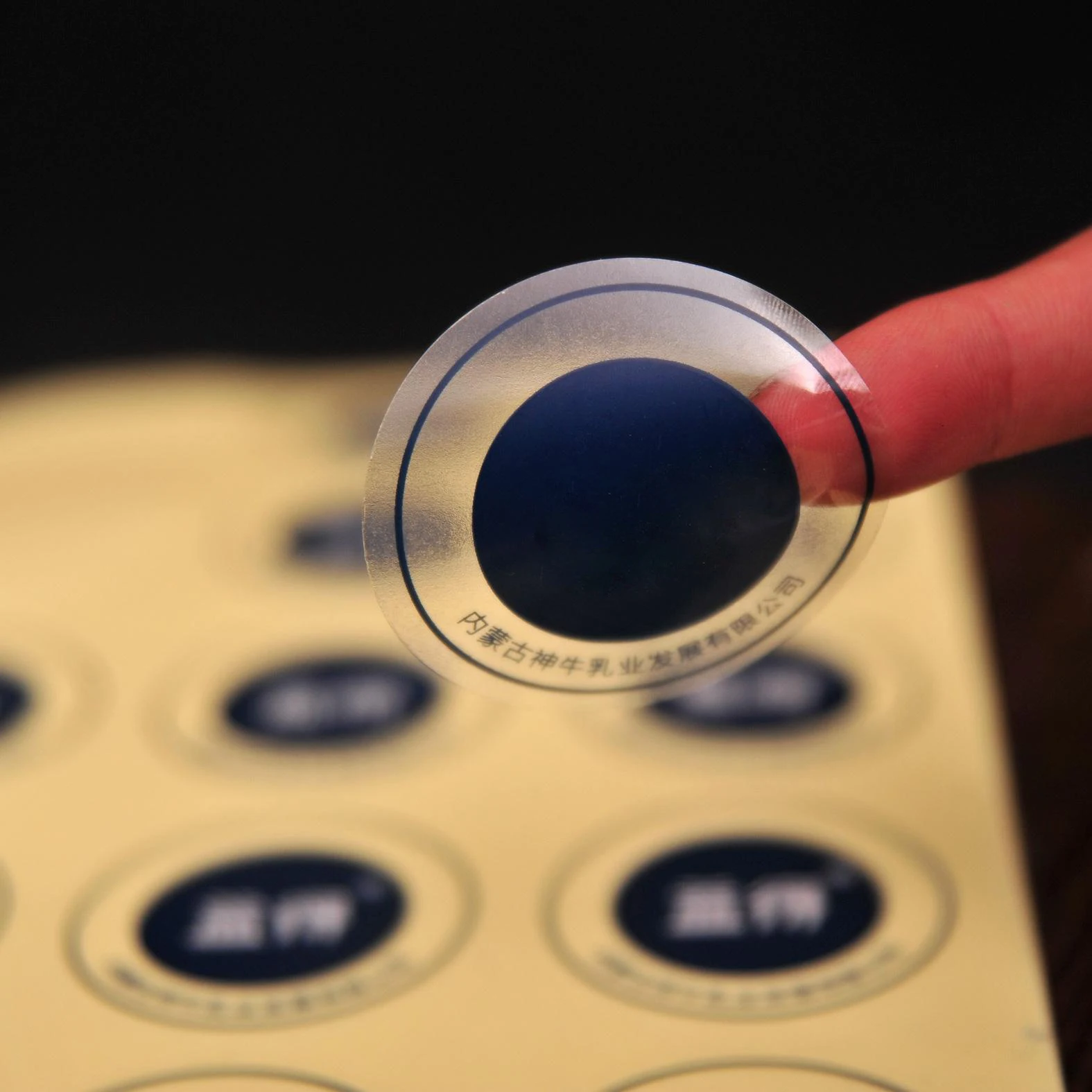 100 transparent labels stickers