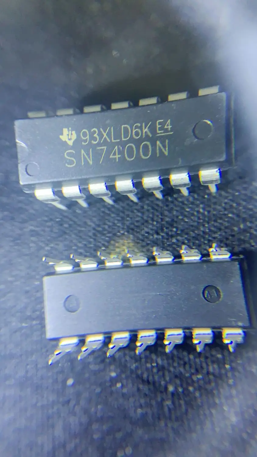 

20pcs/lot 7400 7400N SN7400 SN7400N DIP-14 100% NEW Original free shipping