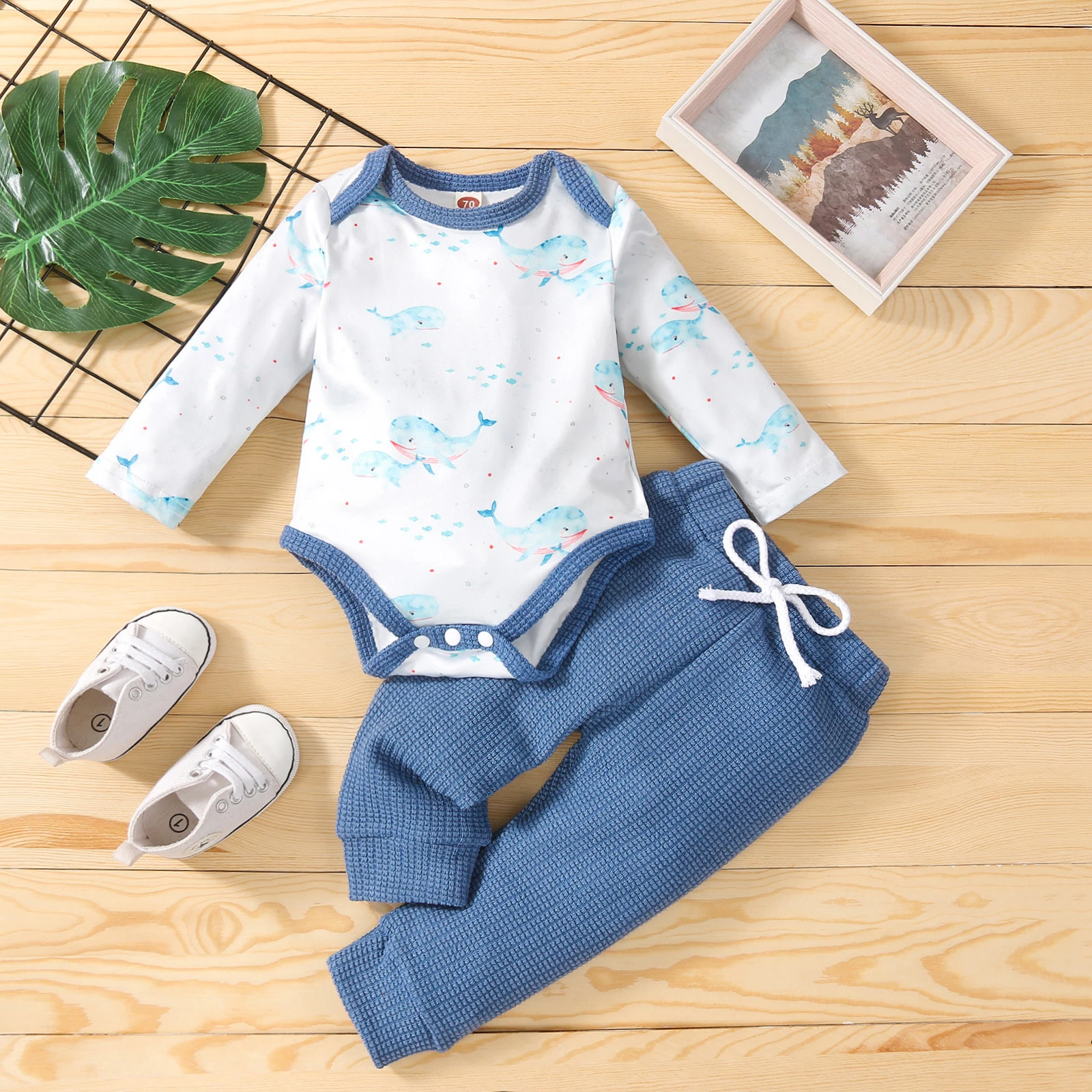 

2021 New Unisex Baby Clothes Set Boys Whale Print Long Sleeve O-neck Romper + Solid Color Drawstring Trousers 0-24 Months