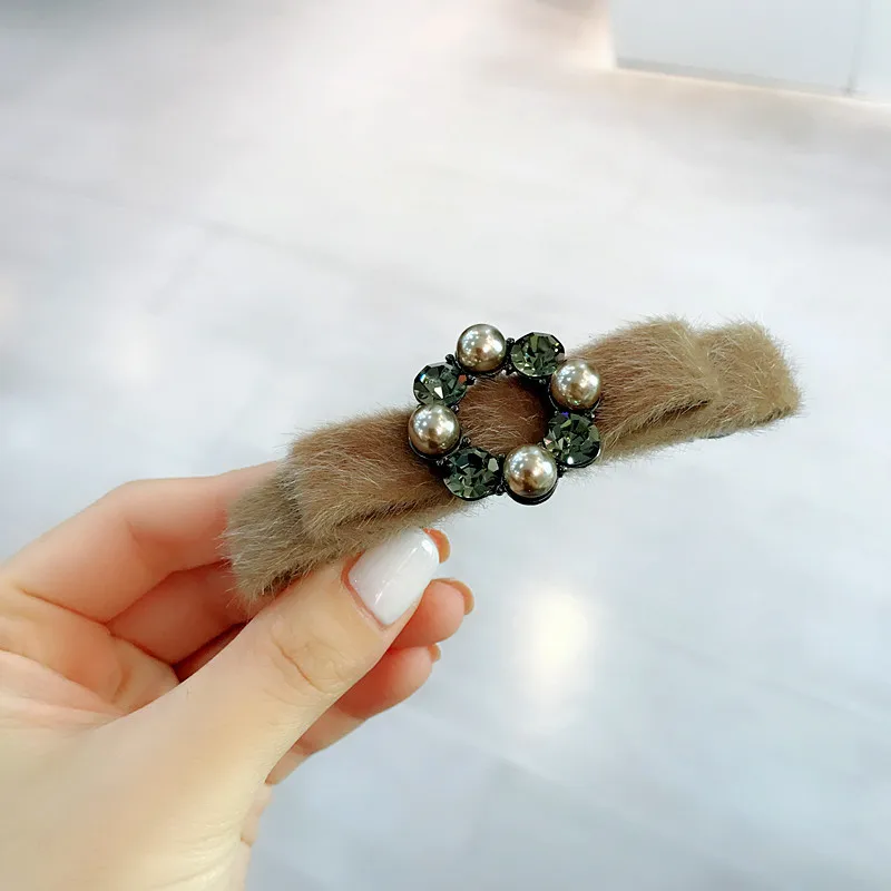 Корейский простой модный искусственный бархат галстук-бабочка стразы искусственный жемчуг заколки для волос аксессуары для волос для женщин девочек заколки - Цвет: Light brown