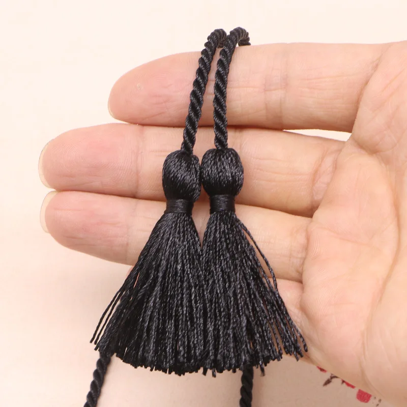 5 шт. двухконцевая Длинная веревка Tieback кисточки DIY ремесла домашний текстильный занавес одежды Декор шелковый шнур изолента кисточки кулон - Цвет: Black tassels