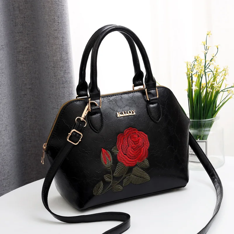 

Retro Rose Embroidery Classic WOMEN'S Bag Fashion 2020 New Style Messenger Bag Bag Handbag Fashion
