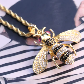 

Classic Cute Bee Pendant Necklace Fashion Men Gold Silver Color Accessories Hip Hop HoneyBee Necklace For Women Best Gifts