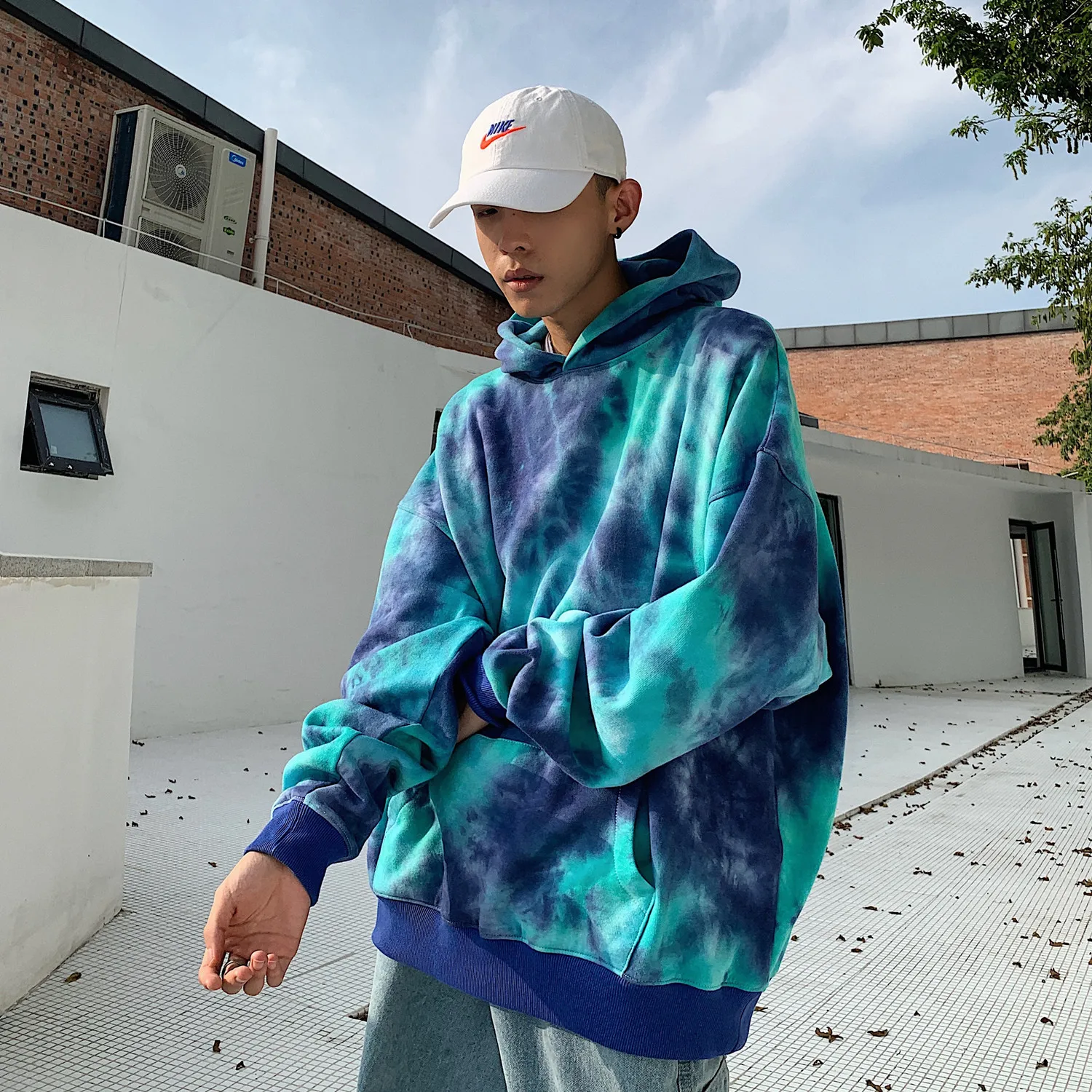 2020 New Hip Hop Hoodies Men Fashion Tie Dyeing Casual Pullover Blue Hoodies Men Autumn Hoody Sweatshirts Streetwear Popping 2020 New Hip Hop Hoodies Men Fashion Tie Dyeing Casual Pullover Blue Hoodies Men Autumn Hoody Sweatshirts Streetwear Popping