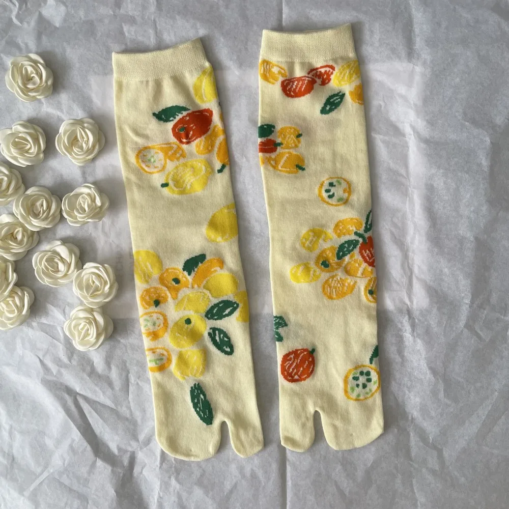 comfort women socks New Summer Colorful Cartoon Fruits Tabi Socks Japanese Harajuku Women Combed Cotton Two Finger Toe Breathable Soft Girls Socks black ankle socks