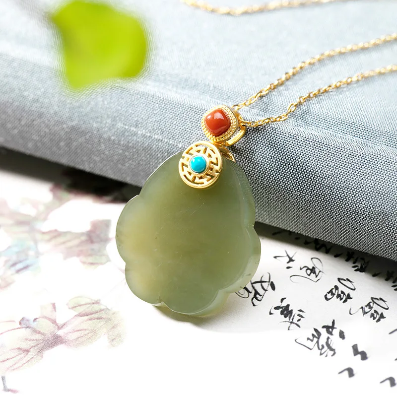 

Yiluyin S925 pure silver gold-plated Hetian jade Sapphire Pendant retro high quality women's sweater chain