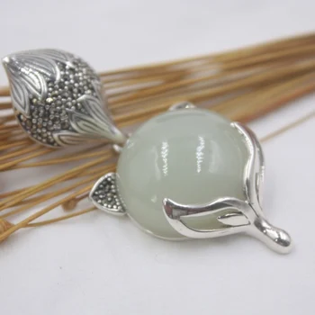 

Sterling S925 Silver & Natural Nephrite Hetian Jade Pendant Women Lovely Fox Pendant 53mmL