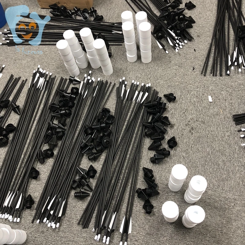 foam arrow white (3)