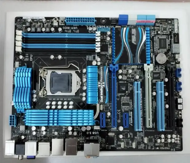 Материнская плата Asus P8Z68 Deluxe/GEN3 LGA 1155 DDR3 I3 I5 I7 USB2.0 USB3.0 32 Гб Z68 оригинальные