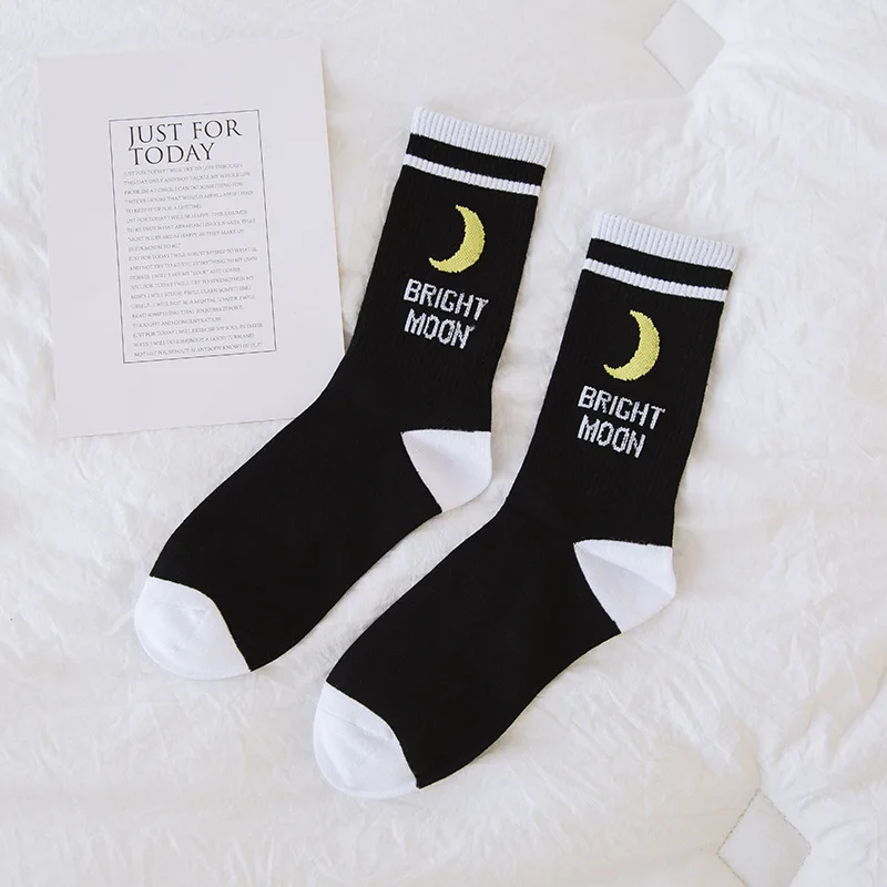 Bright Moon Cotton Socks Korean Harajuku English Letter Chaussette Femme Funny Socks Hip Hop Skateboard Crew Sokken