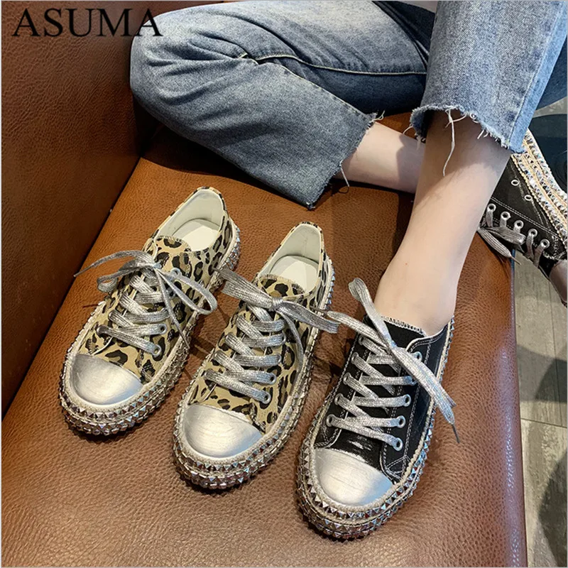 

Rivet Women Canvas Shoes Punk Style Fashion Sneakers Women Leopard Espadrilles Studded Spikes Designer Vulcanized Shoes Female