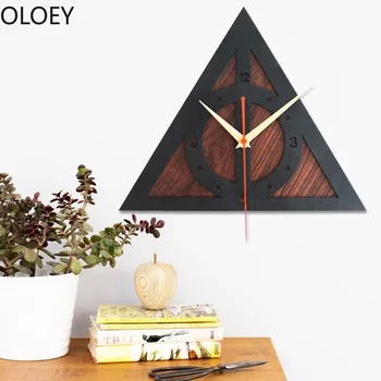 

Metal Wall Decorations Living Room Vintage Triangle Bedroom Shabby Chic Wall Watch Barber Pole Pendule Mural Kitchen Clocks