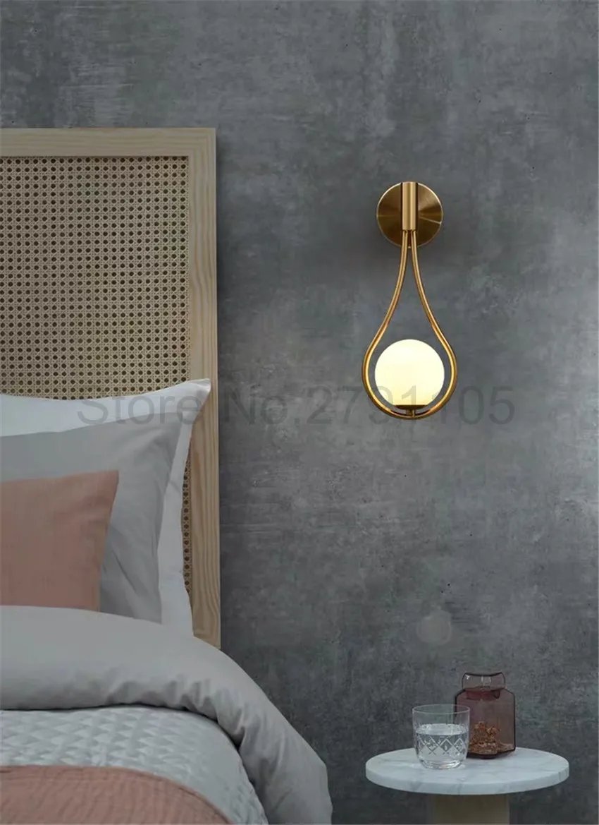 Простой золотой настенный светильник для гостиной, спальни, прикроватный светильник, стеклянный абажур G9, настенные светильники, осветительные приборы