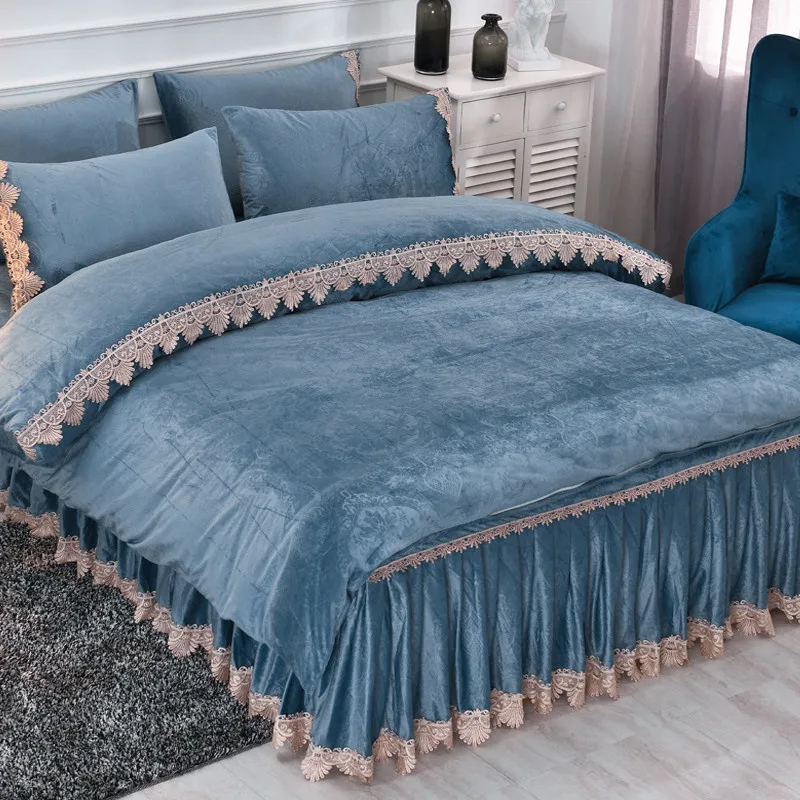 

Rhinestone Velvet Four-Piece Set Coral Velvet Flange Bed Sheet Quilt Cover Bedspread Fleece bedding set duvet cover set