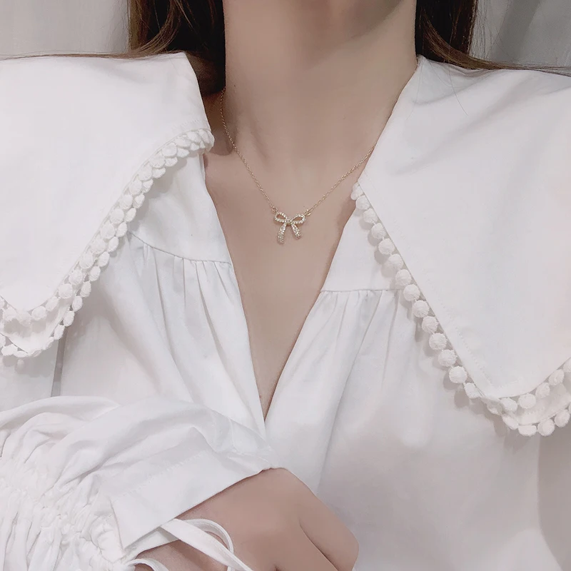 Romantic Charm Brilliant CZ Bowknot Lady Necklace 14k Real Gold Super Shining Zircon Clavicle Rope Charin Stylish Kolye Gift