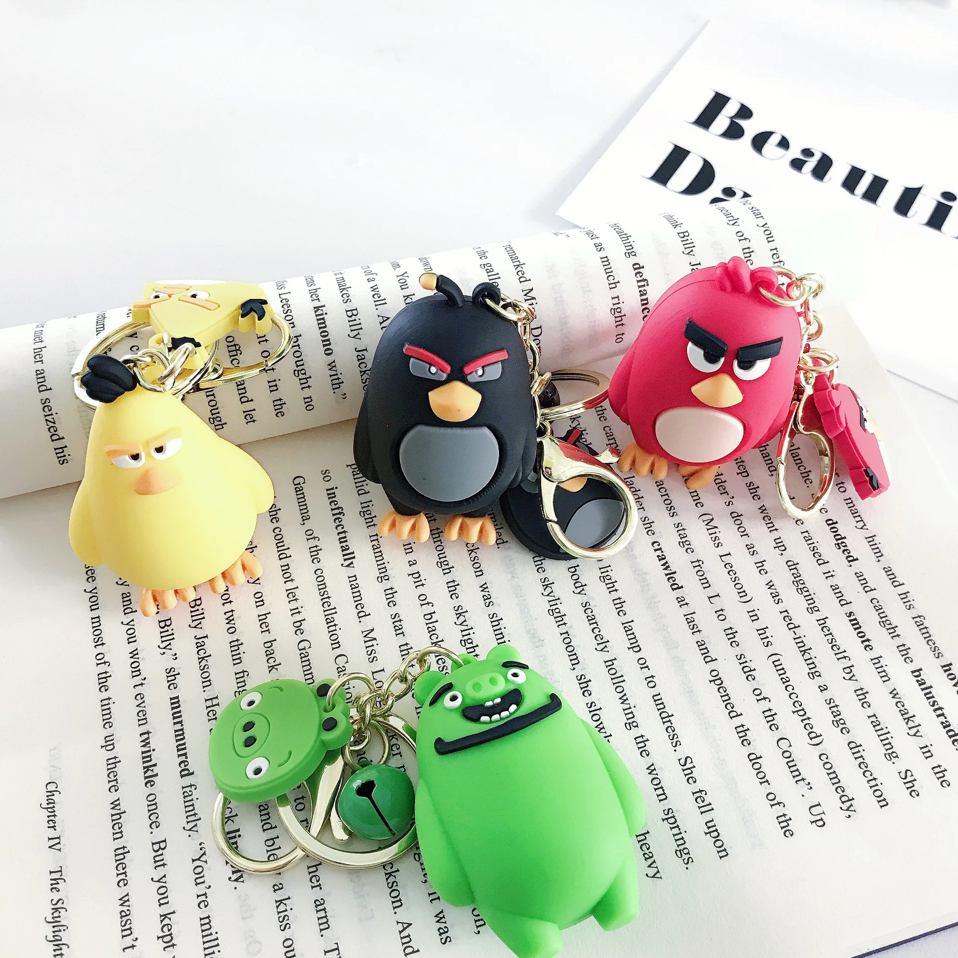 Новинка 2020 брелок для ключей Angry Bird милый аниме мохнатая птица стеклянный кабошон