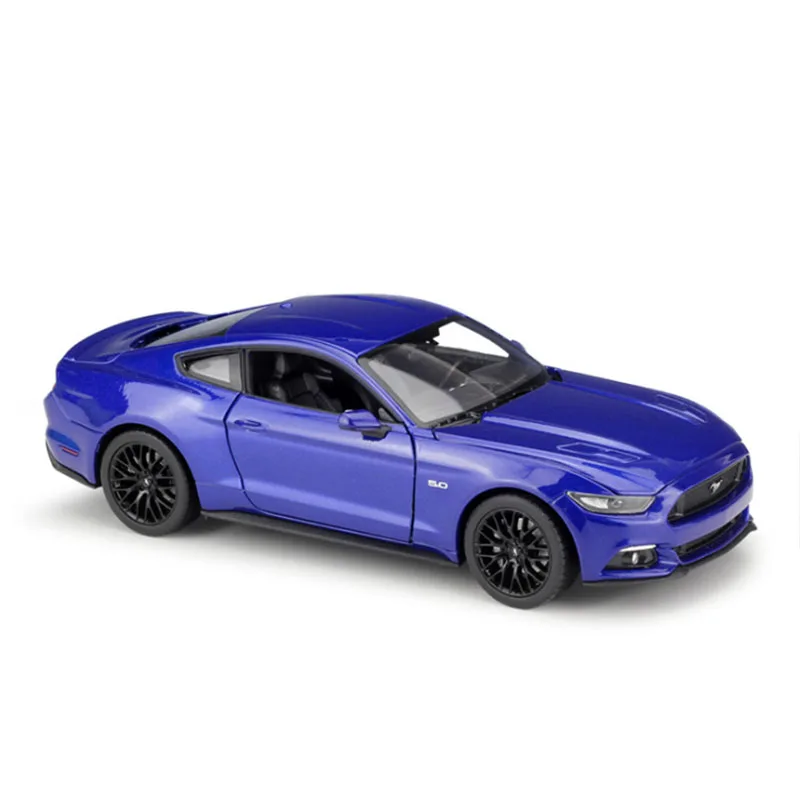 Классический автомобиль в масштабе 1:24 из металлического сплава модель 2015 Ford Mustang