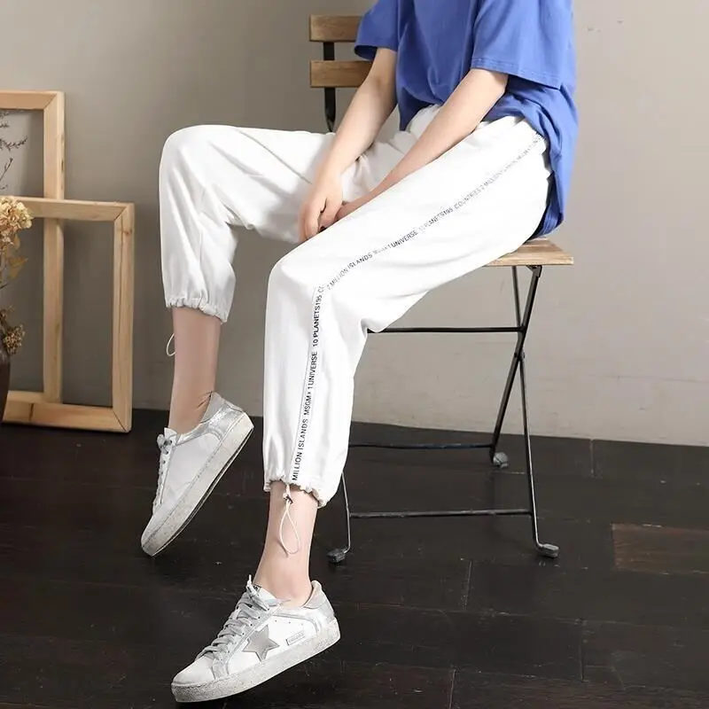 Черно-белые спортивные штаны с лентами, трендовые штаны для уличных танцев в стиле хип-хоп, женские летние осенние тонкие свободные брюки в Корейском стиле для женщин - Цвет: ST-10