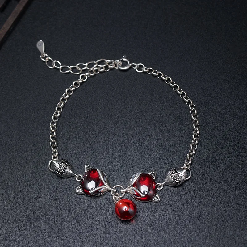 

Yin mi S925 Silver Natural Garnet Small Fox Bracelets Beautiful Antique Style Animal Design Hand Jewelry
