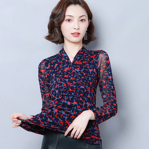 

2019 Autumn Winter New Style Crossed V-neck Personality Print Designs Women Blouse Work Wear Comfortable Female Bottoming Shirts