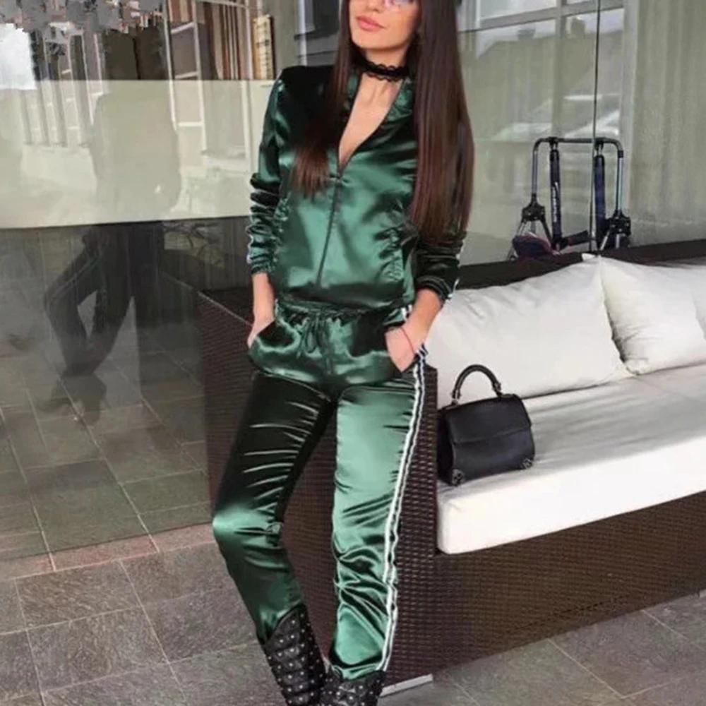 

Women's Tracksuit Autumn Long Sleeve Outfits Sportswear Striped 2PCS Running Set Femme Zipper Tops Jogger Pants Sport Suit 2019