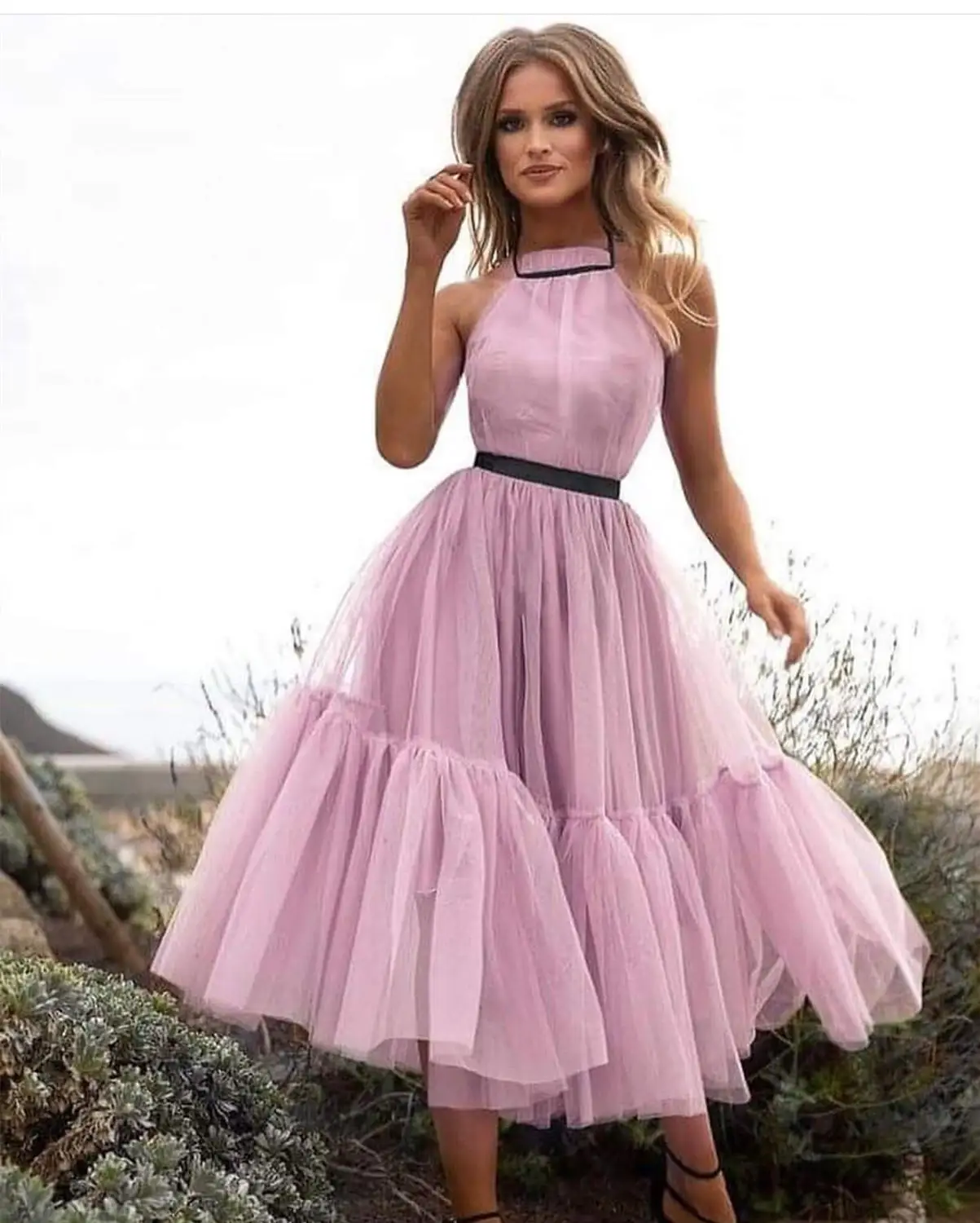 Платья для выпускного вечера, короткое простое Тюлевое платье на бретельках, женское вечернее Платье До Колена без рукавов с открытой спиной, потрясающее женское вечернее платье для девушек - Цвет: Розовый