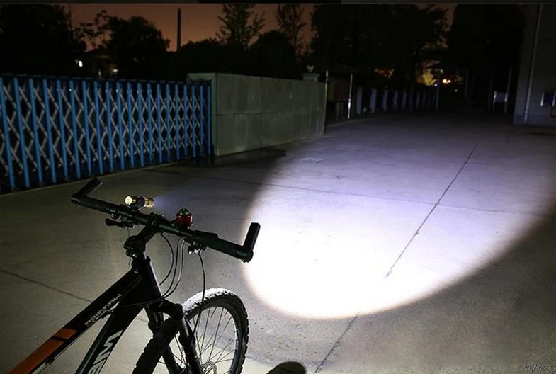 WOSAWE USB Аксессуары для велосипеда перезаряжаемый велосипедный фонарь на руль велосипедный светодиодный светильник 18650 Батарея Вспышка светильник фонарь передняя лампа