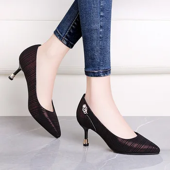 

2019 spring and autumn Europe and the United States new rhinestone shallow mouth ladies high heels pointed stiletto shoes