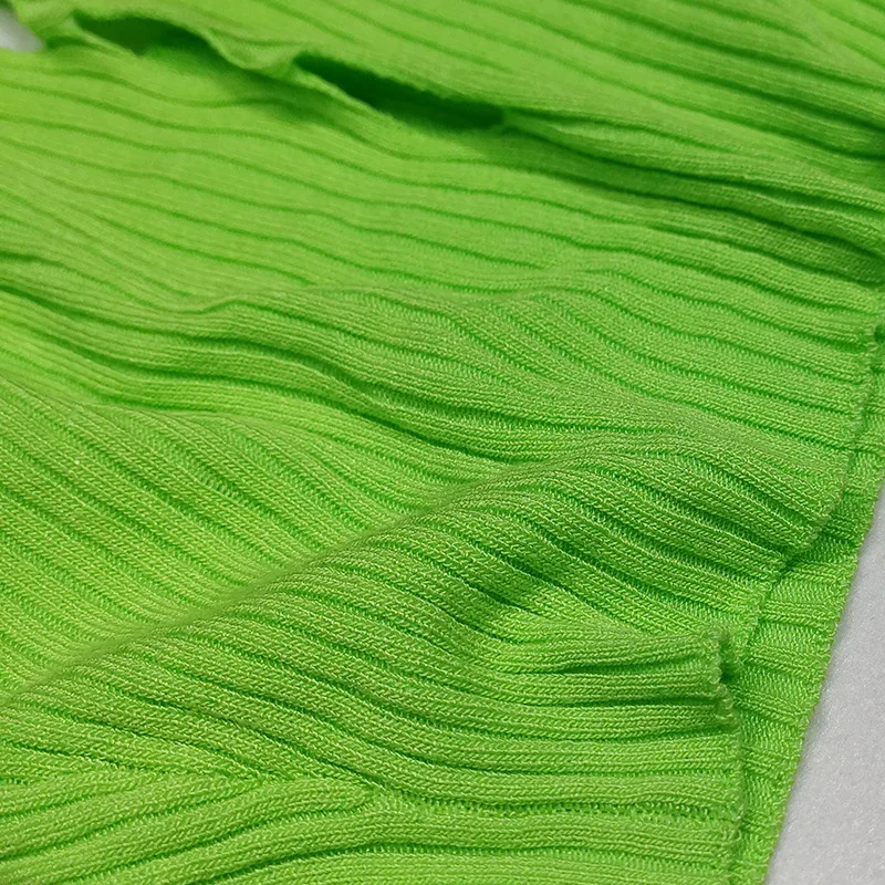 10670656042_1076514936