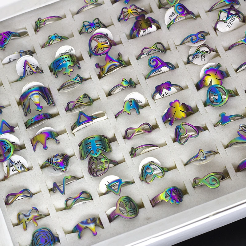 50Pcs/lot Mix Random Style Laser Cut Pattern Golden Color Stainless Steel Rings Women Party Ring 6