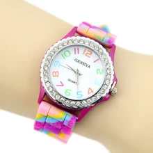 Многоцветные женские стильные силиконовые наручные часы GENEVA с кристаллами и бриллиантами Новинка 634F