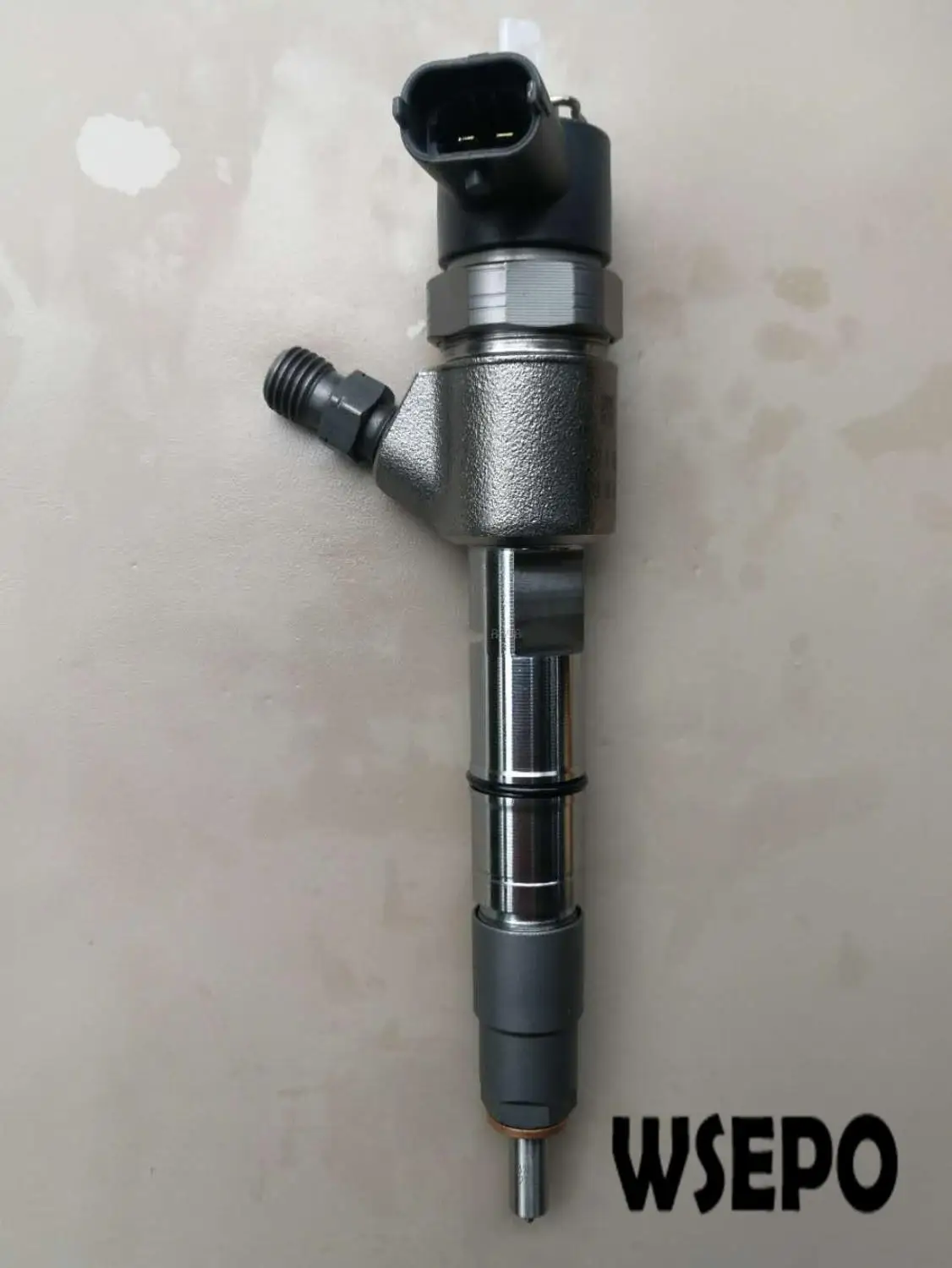 

Top quality Replacement Electronically Common Rail Fuel Injector Assy. P/N 0445110454 for Multi Cylinder Heavy Diesel Engine