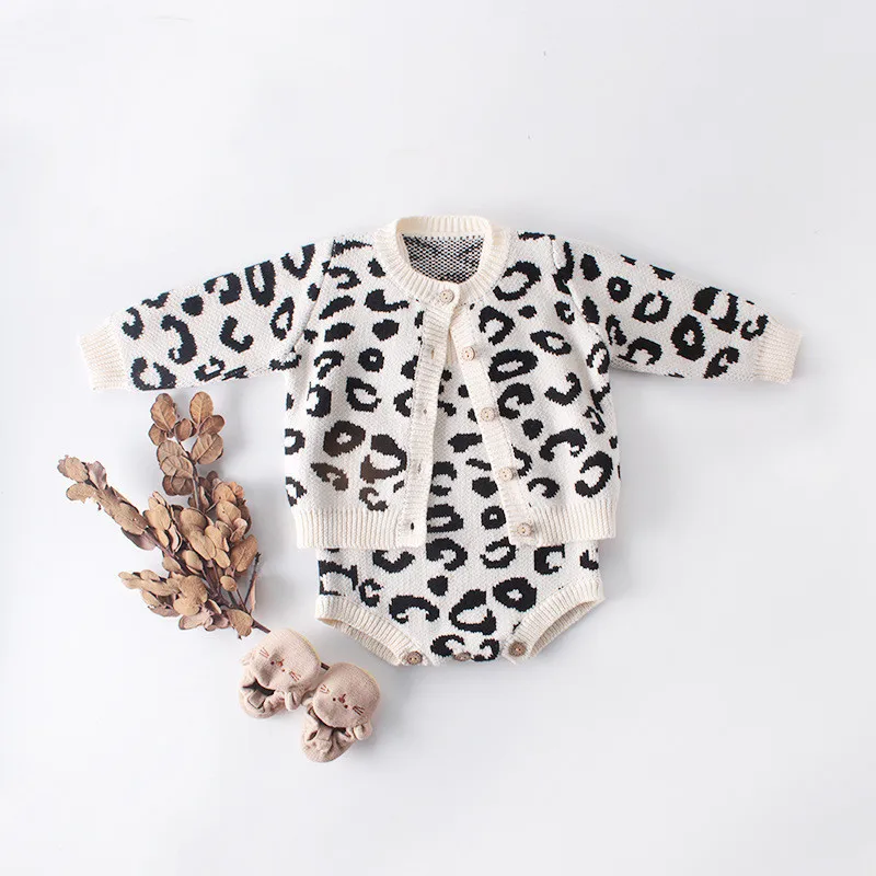 Комбинезон для новорожденных девочек; хлопковый Детский кардиган; свитер; детская одежда; осенний вязаный детский комбинезон с леопардовым принтом