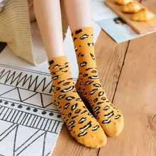 Обувь в японском стиле Харадзюку на Стиль Леопардовый принт забавные Женские носочки осень-зима модные забавные хлопковые носки для женщин 102201
