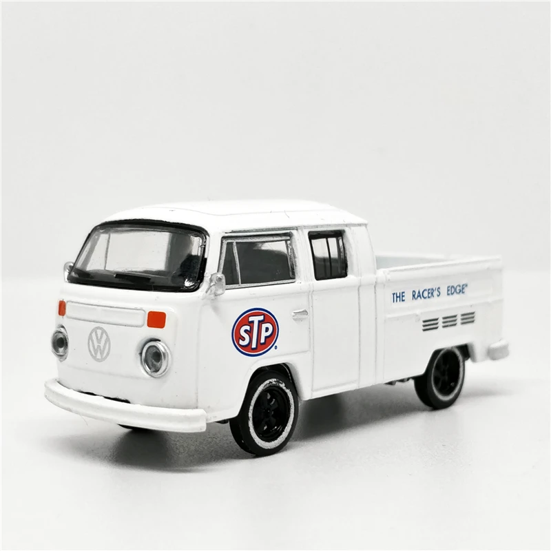 

Greenlight 1:64 1976 VW Type 2 STP The Racer's EDGE White No Box
