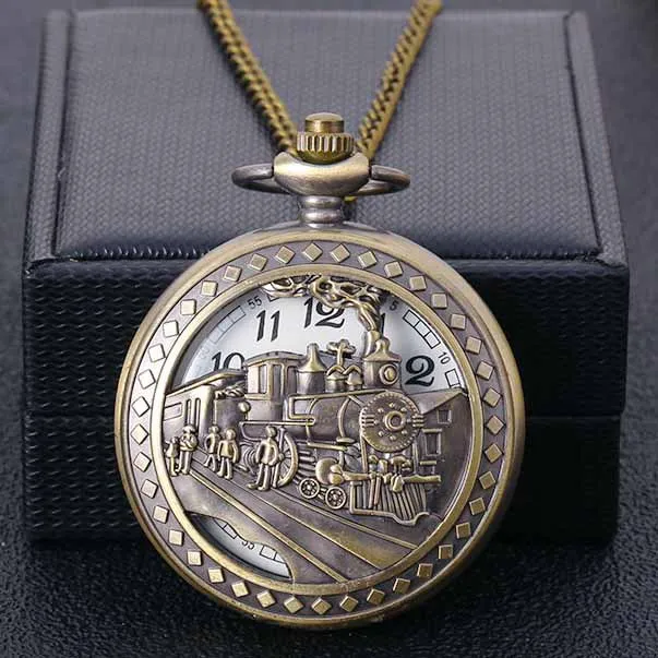 

Fashion Personality Retro Truck Hollow Relief Design Simple Exquisite Large Quartz Pocket Watch Size Necklace Gift for Men Women