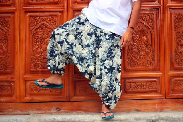 Stile Etnico Casual Pantaloni Harem Uomo In Lino E Cotone Larghi